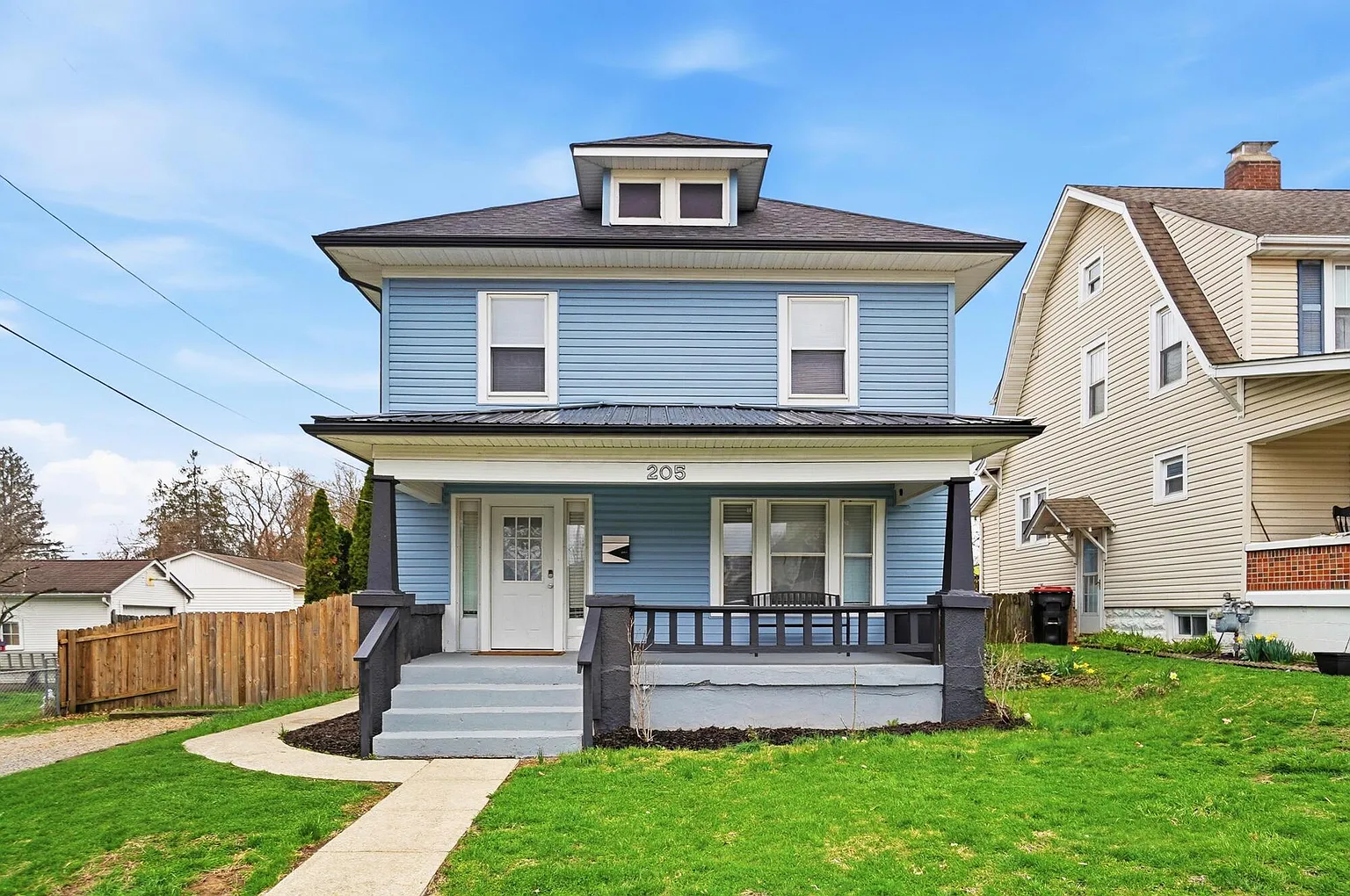 205 Hunter St photo 1