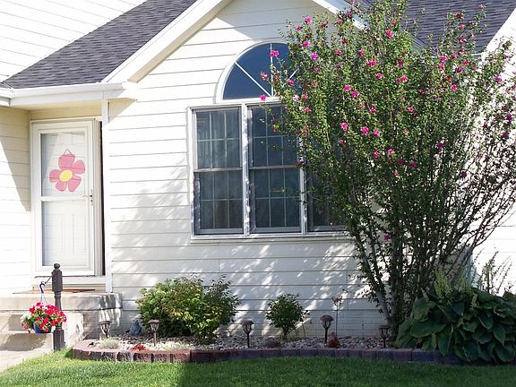 3rd image of 2804 Ohanlon Ct