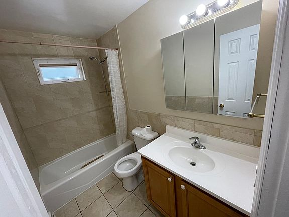5th image of 38 Van Siclen Ave #1