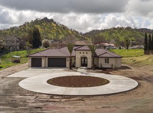 32301 Pleasant Oak Dr, Springville, CA