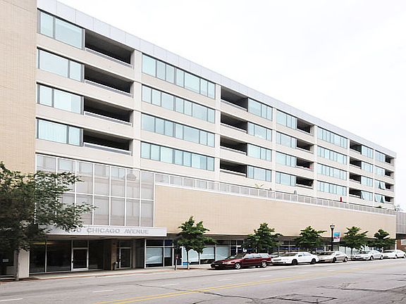 2nd image of 900 Chicago Ave Unit 708