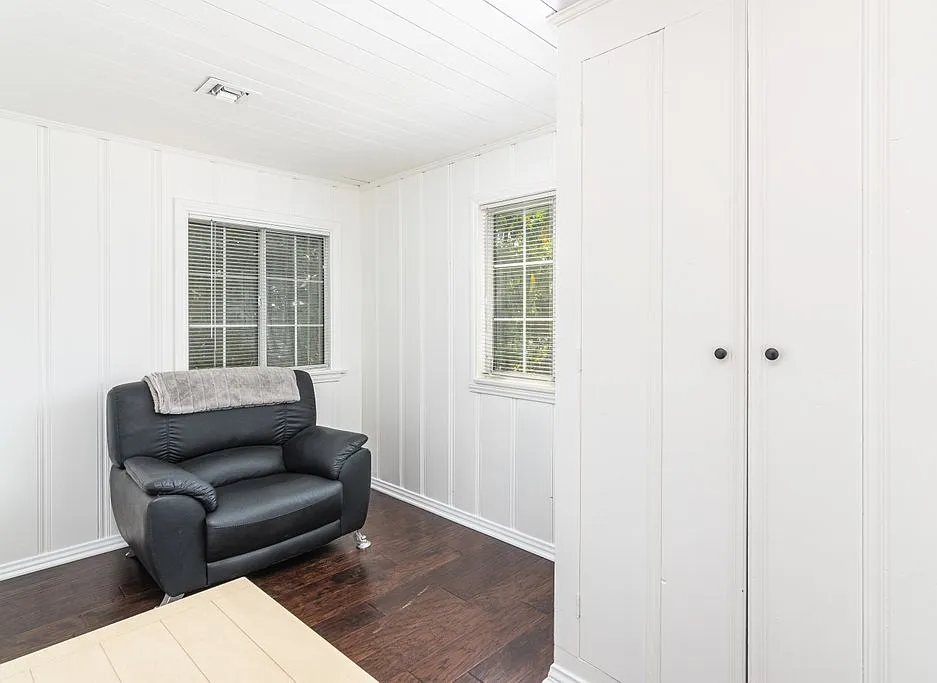 3 bed, 1114 sqft, $6,500 — Photo 4