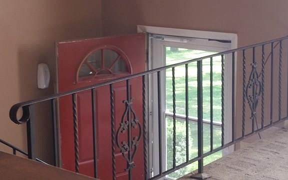 2nd image of 125 Evergreen Ln