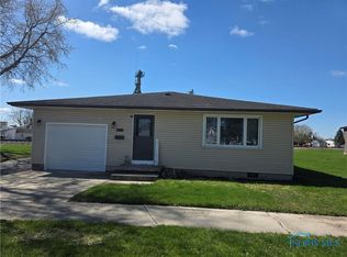 10 W Main St, Leipsic, OH 45856