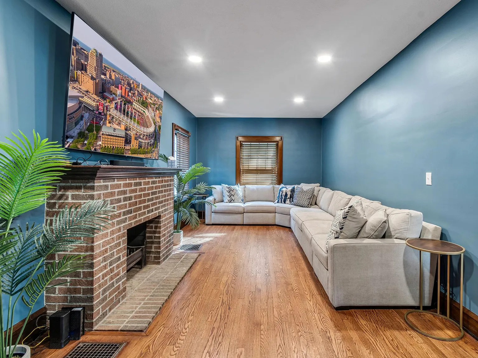 1818 Frazer Ave NW — Photo 3