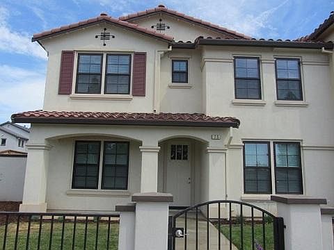 1st image of 75 Tennant Ave