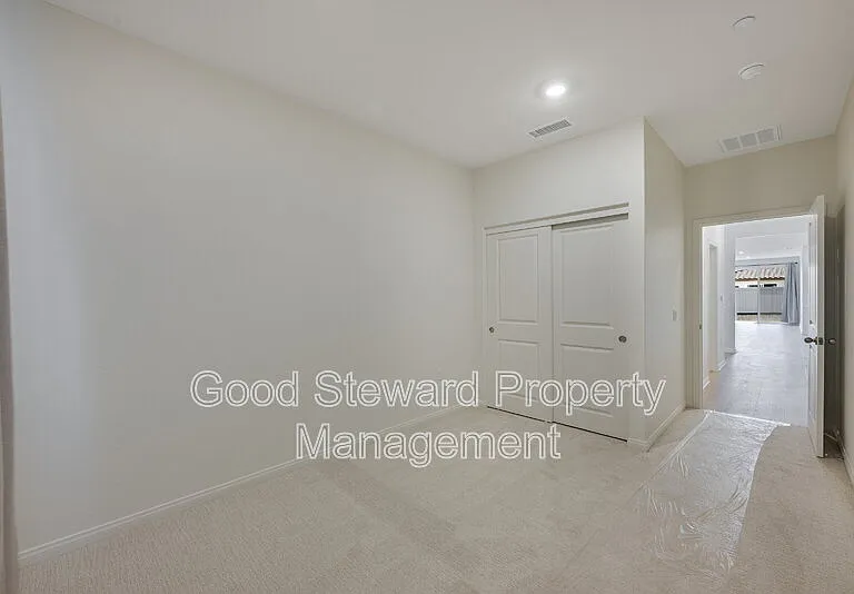1231 Trojan Cir — Photo 27