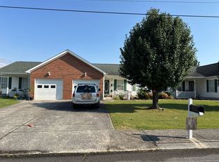 45 Brandywine Dr, Rossville, GA 30741