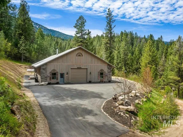 18 Mustang Way, Garden Valley, ID 83622