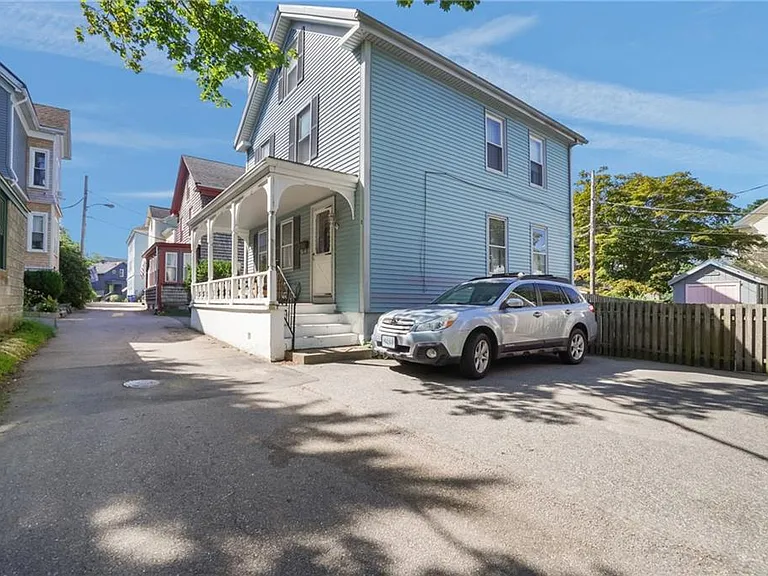 2 Channing Pl — Photo 3