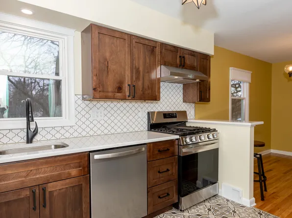 1006 Brooks St, Ann Arbor, MI 48103