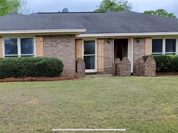 1530 Pine Ridge Rd, Montgomery, AL 36109