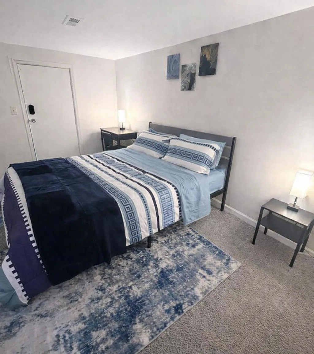 4 bed, 2.0 bath, 1520 sqft, $754 — Photo 2