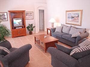 OT4P15911HHD-family-room