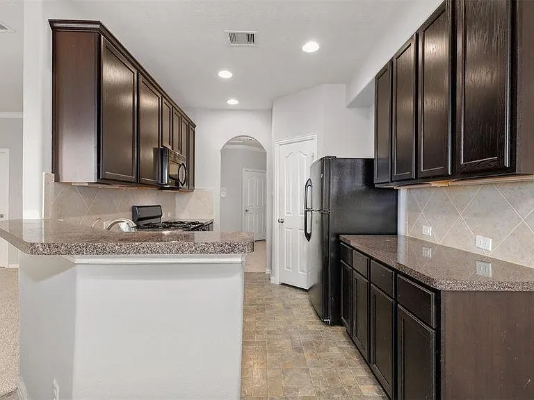 11515 Champions Green Dr — Photo 6