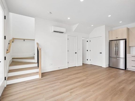2nd image of 7521 33rd Ave NE #B