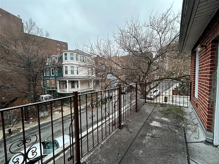 1819 Palisade Pl #2 — Photo 7