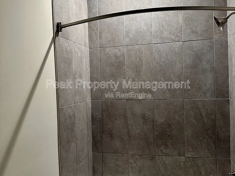 1204 Hull St #2G — Photo 11