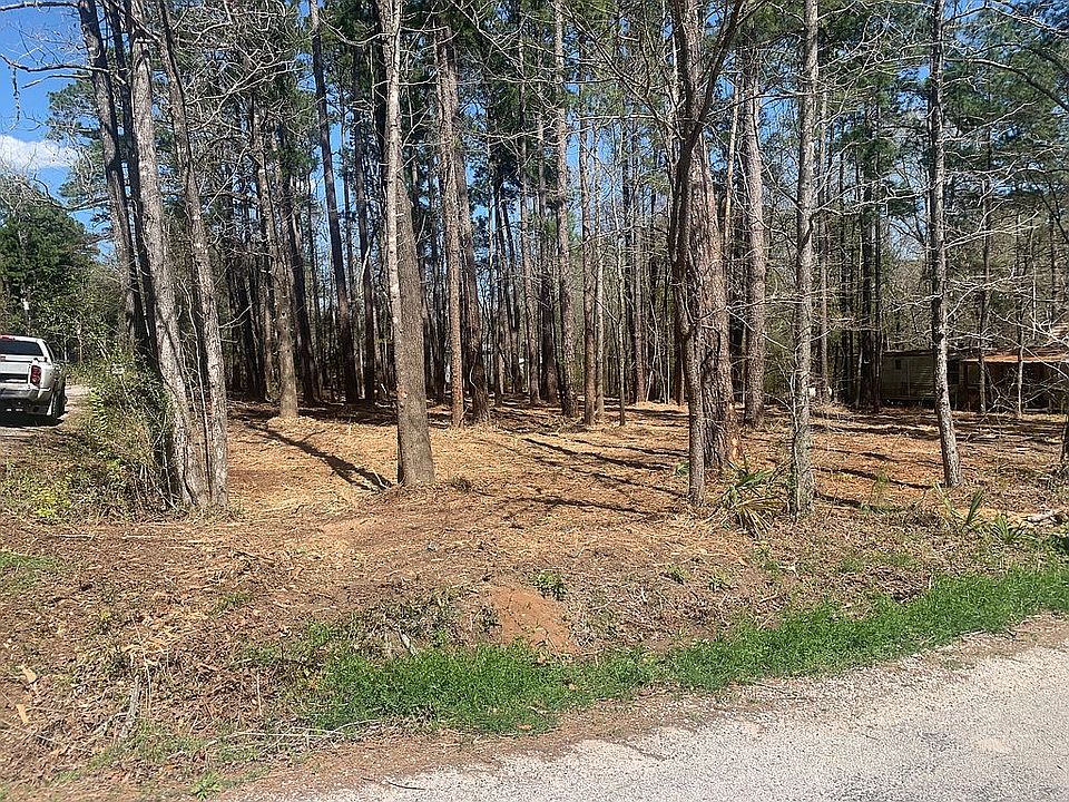 2nd image of 6 Yolanda St
