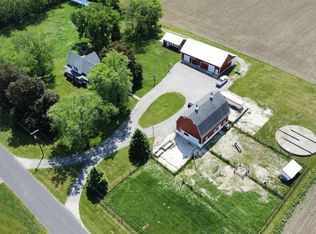 7016 S Carvers Rock Rd, Clinton, WI 53525