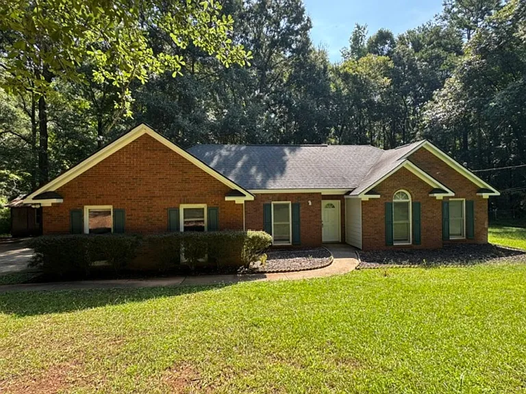 108 Wolverine Ct — Photo 1