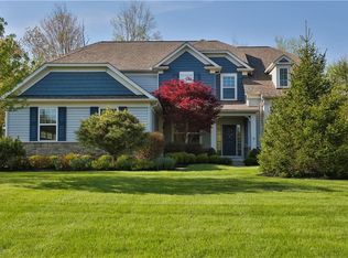 7620 Cottonwood Trl, Chagrin Falls, OH 44023