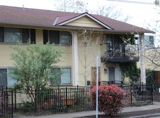 4830 SE Stark St APT 6, Portland, OR 97215