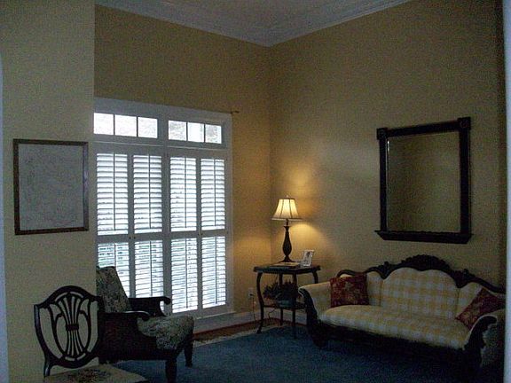 Living room opens to gt.room