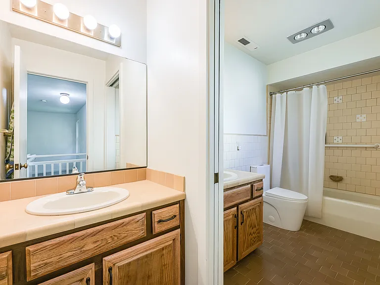 324 Laurel Pl — Photo 13