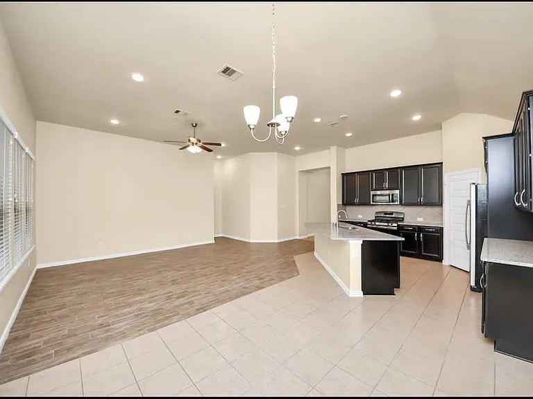 18923 Pine Harvest Ln — Photo 7