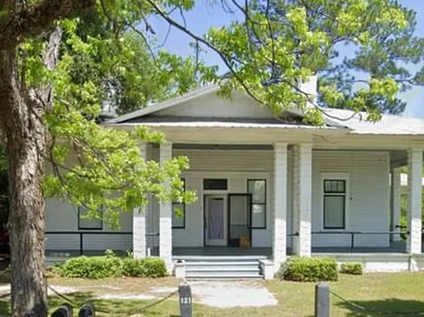 121 Ramsey St #A, Dublin, GA 31021