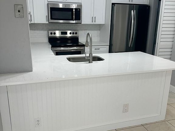 4th image of 22281 Timberly Dr