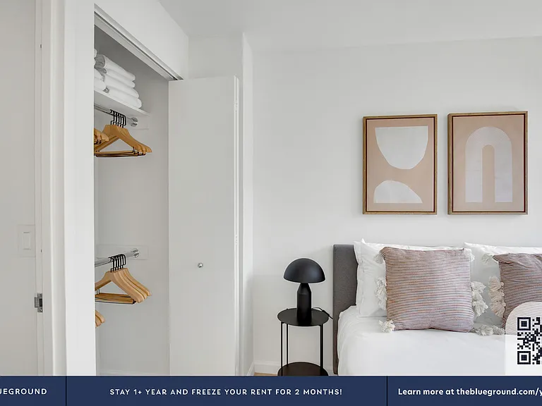1 Union Sq S #15B — Photo 11