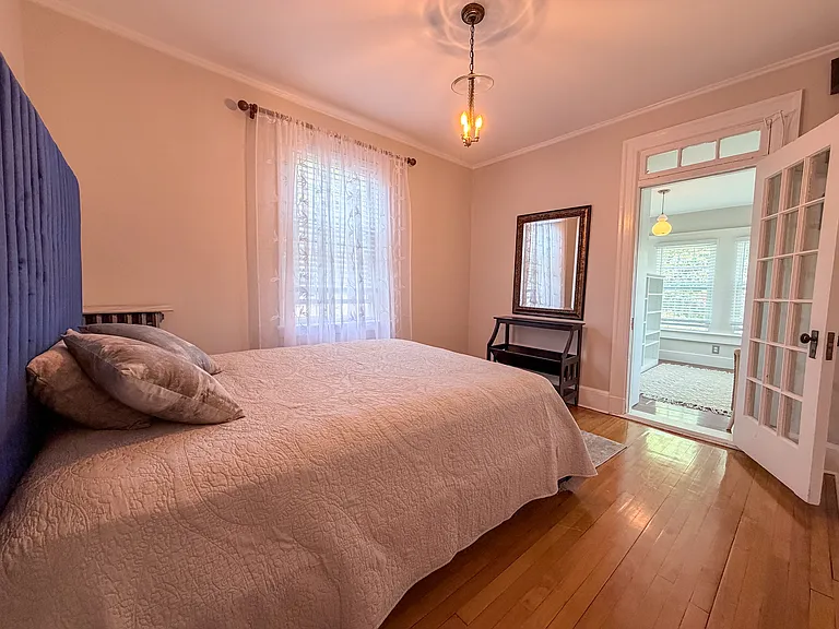569 Franklin St #6 — Photo 25