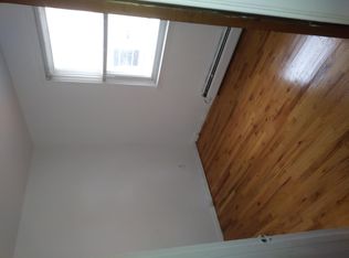 20860 15th Rd #2, Bayside, NY 11360