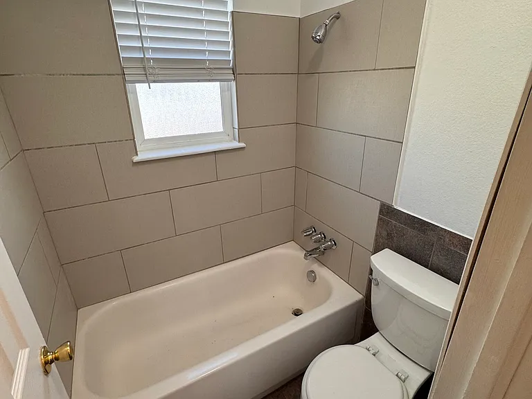 8325 Fox St #8325 — Photo 18