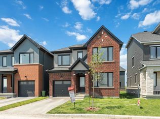 394 Peninsula Rd, Ottawa, ON K2J 6T6