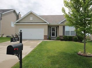 806 Saybrook Falls Dr, Fairview Heights, IL 62208