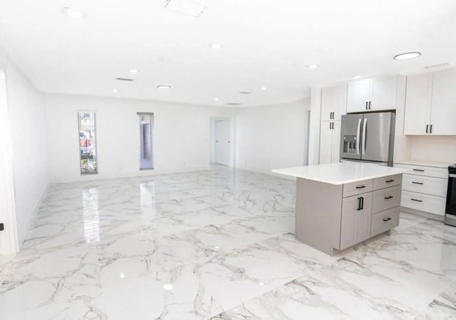 1070 SW 18th Street, Boca Raton, FL 33486 - 6826 — Photo 4