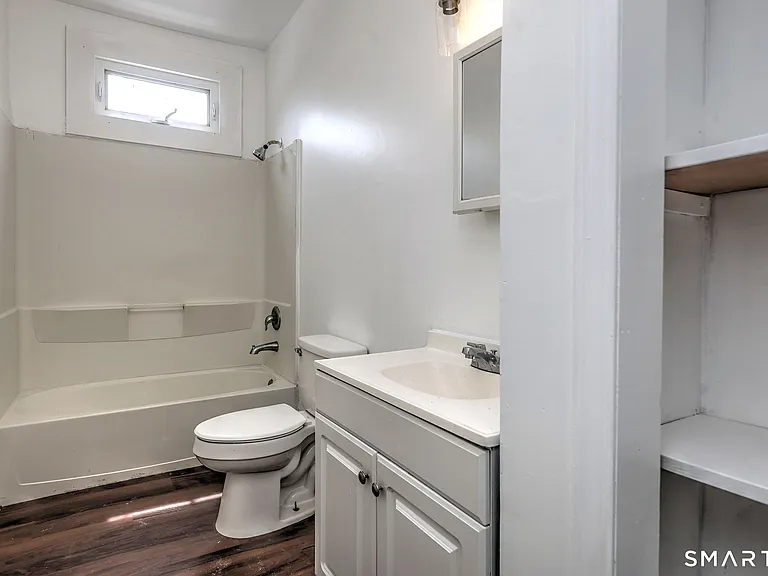 483 Ferry St #1 — Photo 33