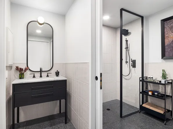 547 West 47th Street image 4 of 25