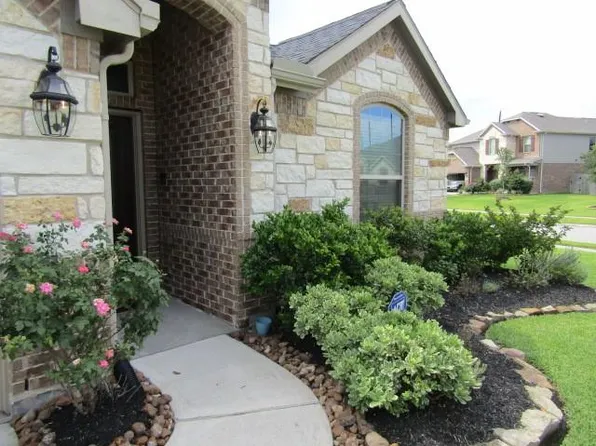 3902 Quiet Pines Ct, Spring, TX 77386