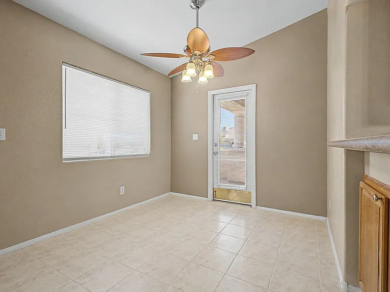 381 Manti Pl — Photo 5