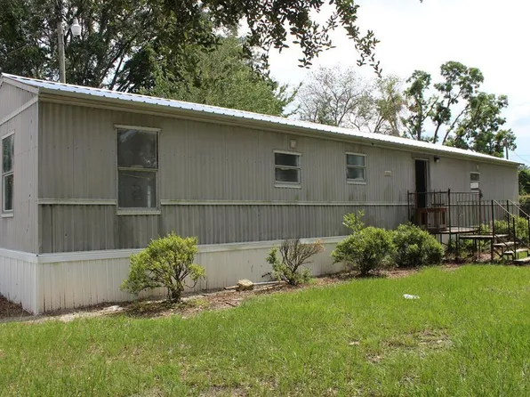 33 E Peeler Ave, Lakeland, GA 31635