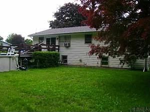 2nd image of 70 Pine Hill Park