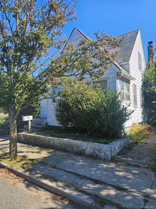 10 Kirkwood Street, Long Beach, NY, 11561