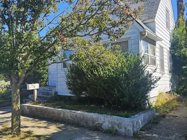 10 Kirkwood Street, Long Beach, NY 11561