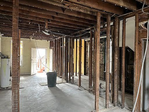 2nd image of 1329 W 19th St