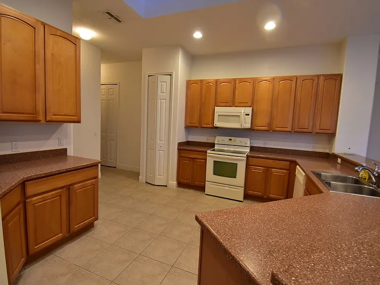 636 Volterra Blvd — Photo 14