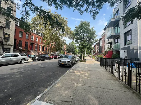 Rented by City Wide Apartments | media 25